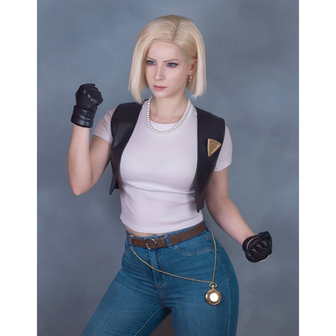 Fã de Dragon Ball Super faz cosplay feminino do Super Saiyajin 3