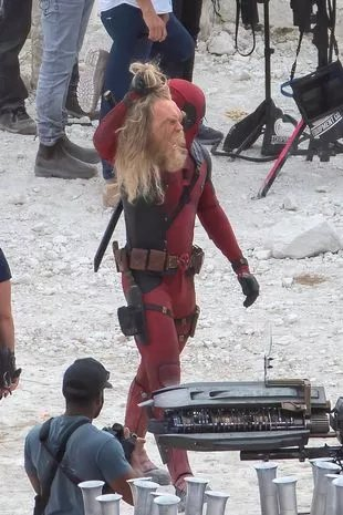 DEADPOOL 3: Foto dos bastidores pode ter entregado conexão com Loki -  Universo X-Men